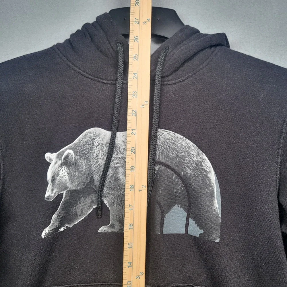 The North Face  Hoodie Men's Small‎ Black Pullover Bear Graphic Sweatshirt